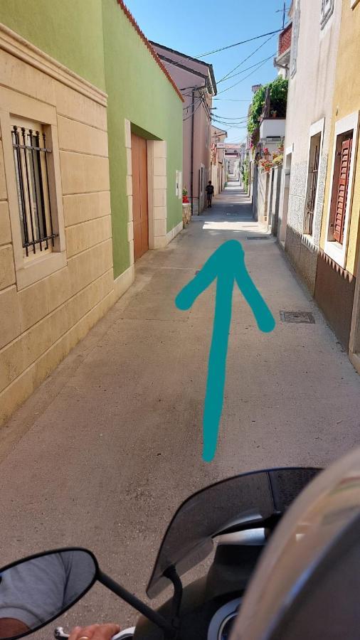Apartman Kristina And Free Parking Mali Lošinj Екстериор снимка